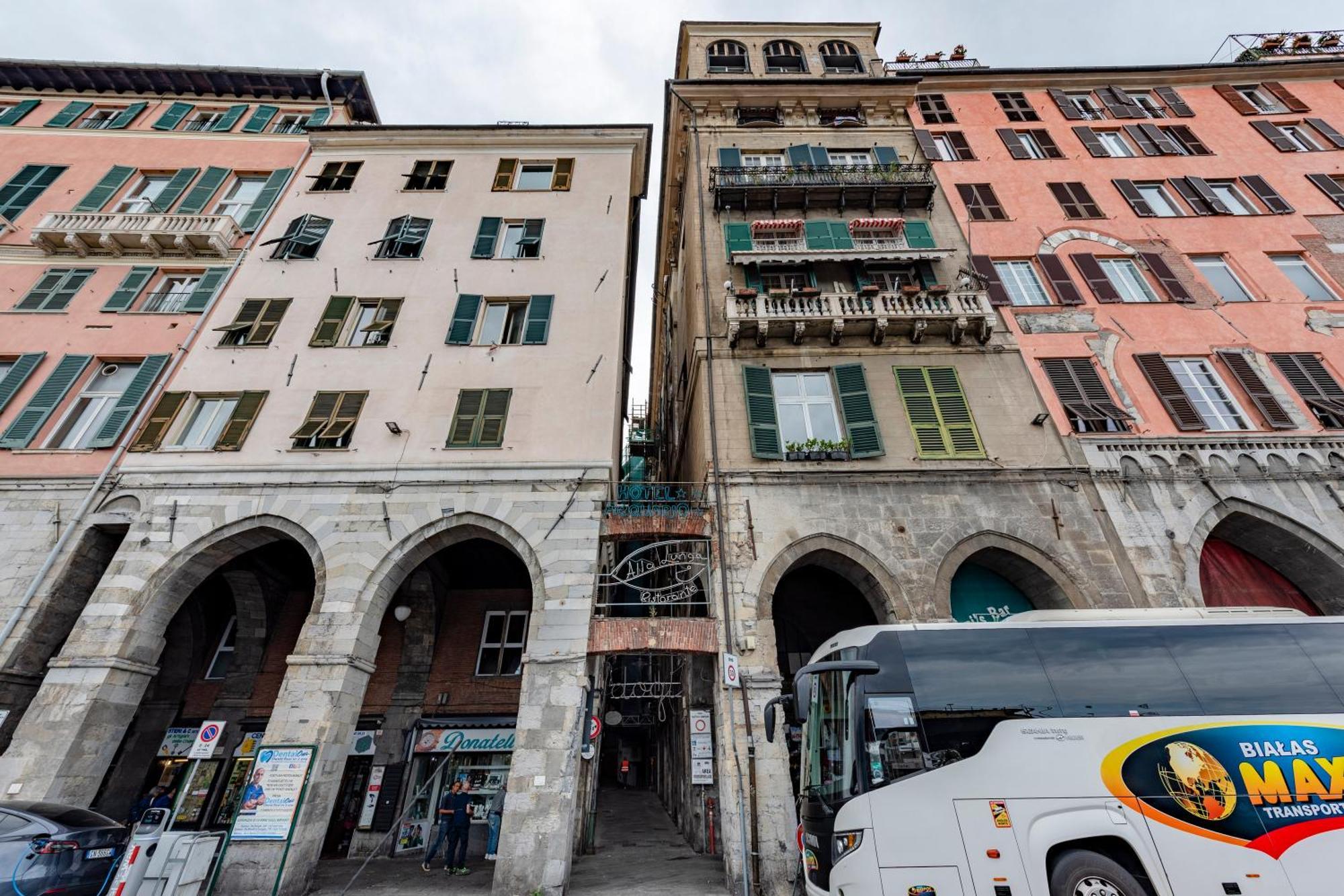 Giannini House Next To Aquarium - Happy Rentals Genova Eksteriør billede